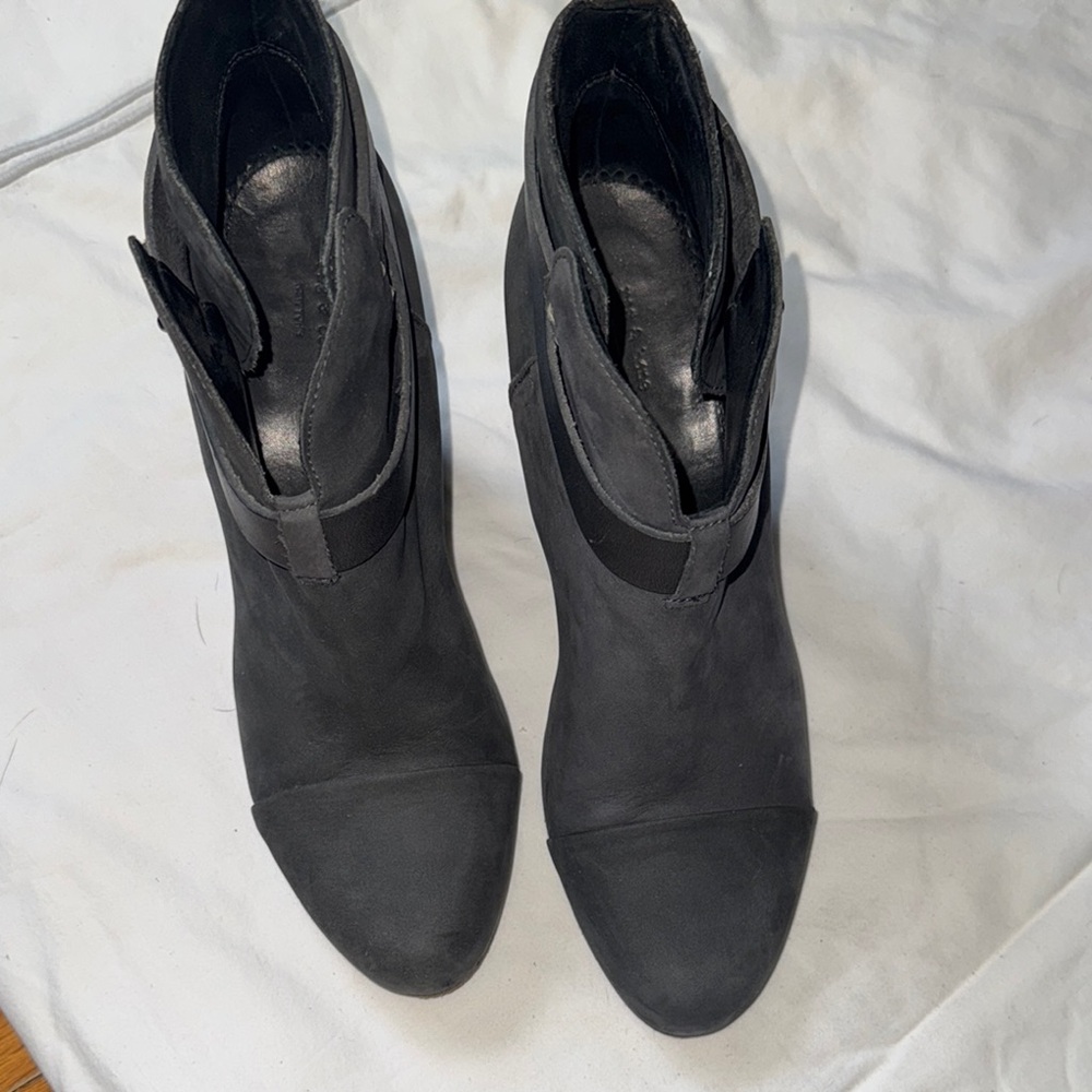 Elegant Black Women's Ankle Boots